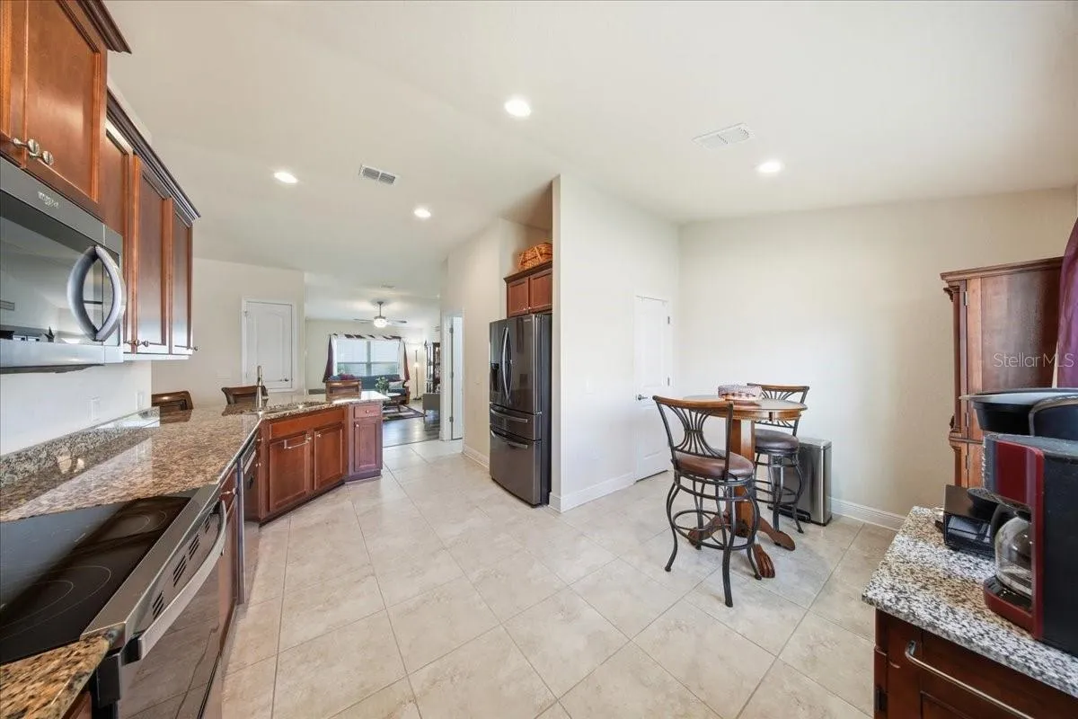 Eat-in kitchen with a convenient pantry!