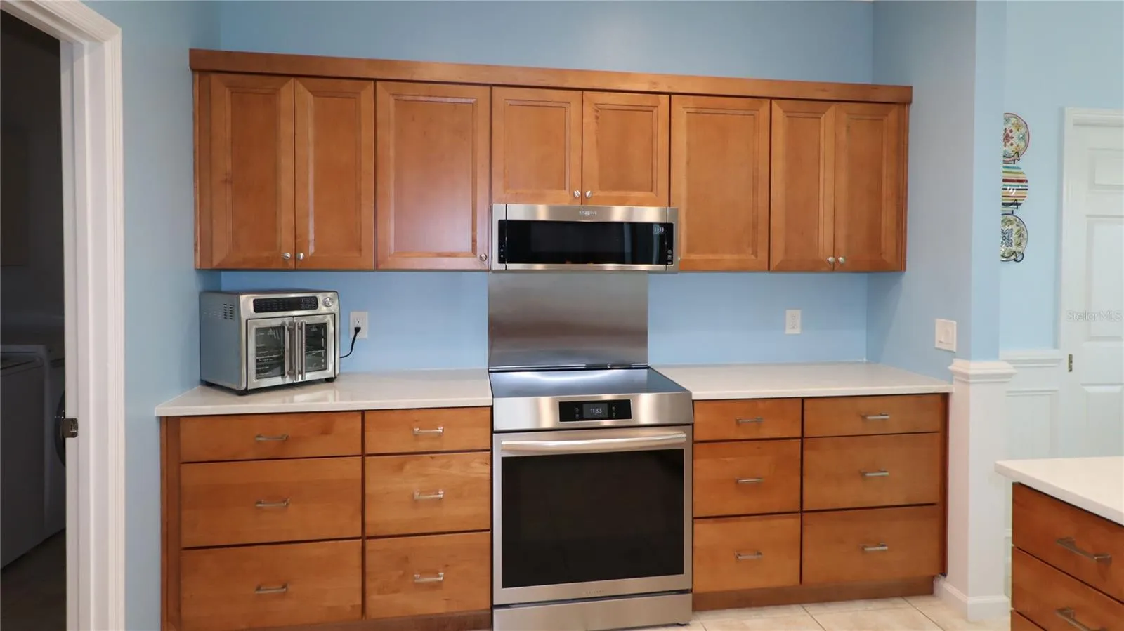 with abundant storage with pull outs...