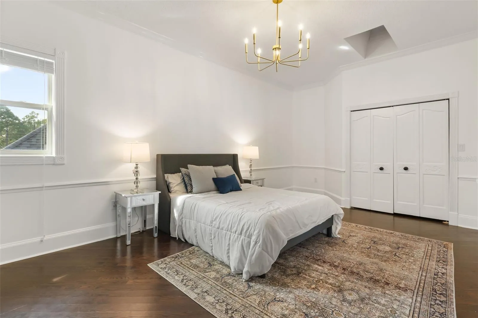 Bedroom 5 (upstairs)