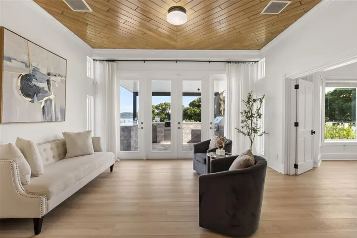 Sitting Area