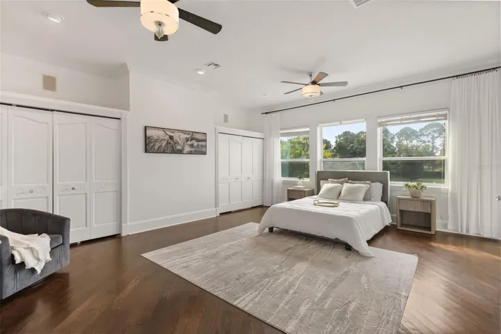 Bedroom 2 (upstairs)