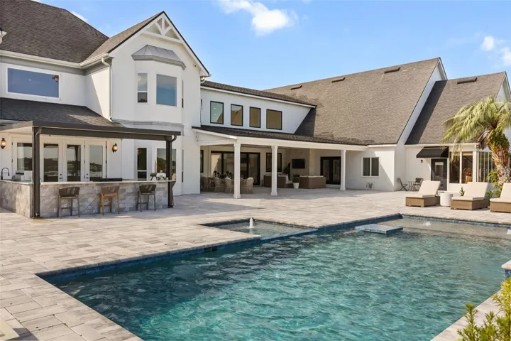 Heated Saltwater Pool &amp; Spa, Outdoor Kitchen and Lanai