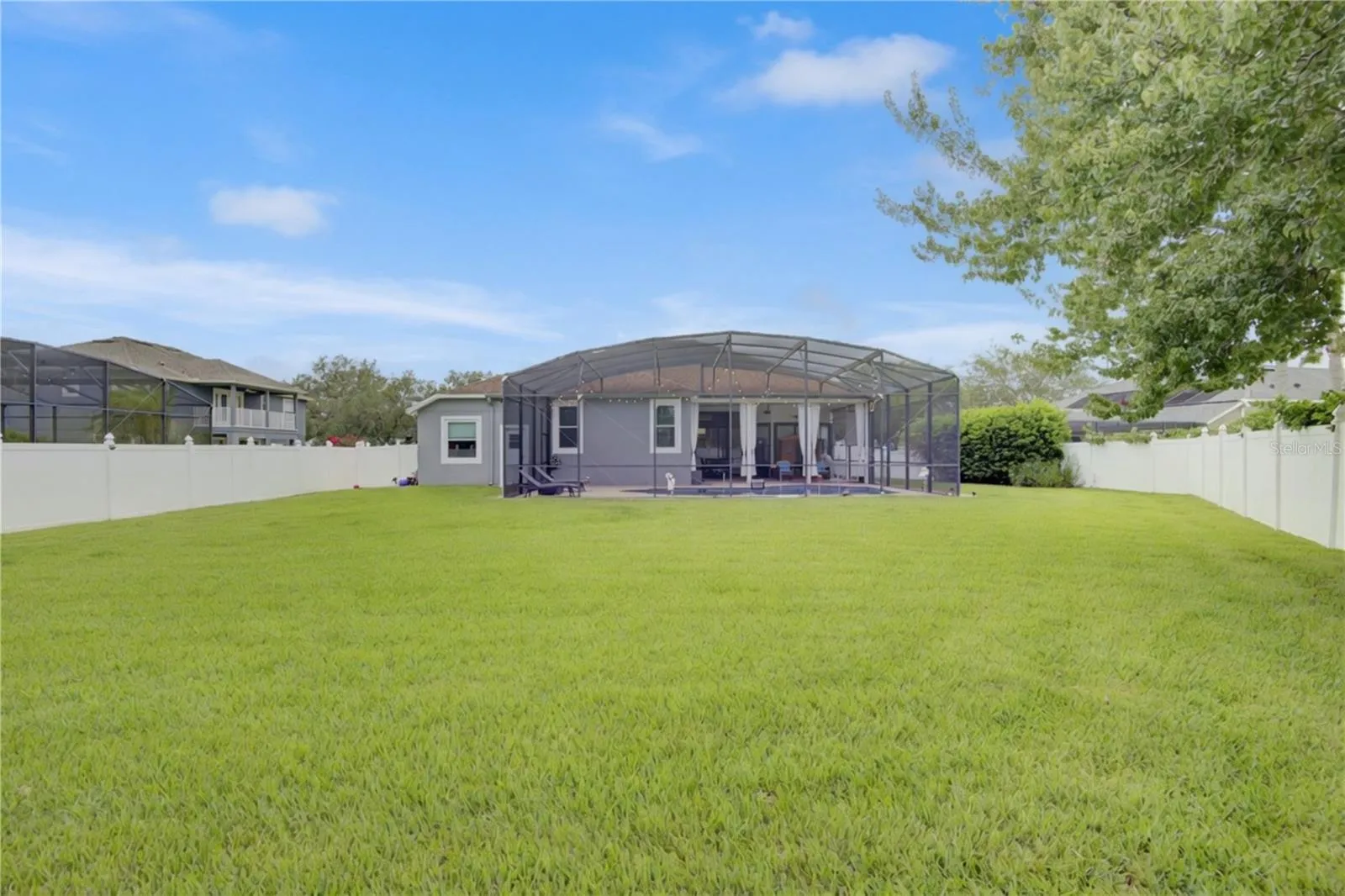 Massive Fenced In Back Yard