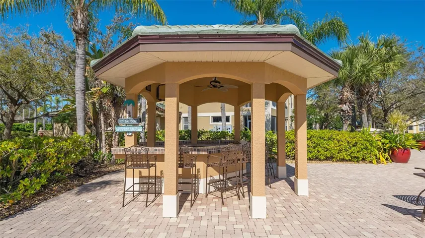 TIKI BAR
