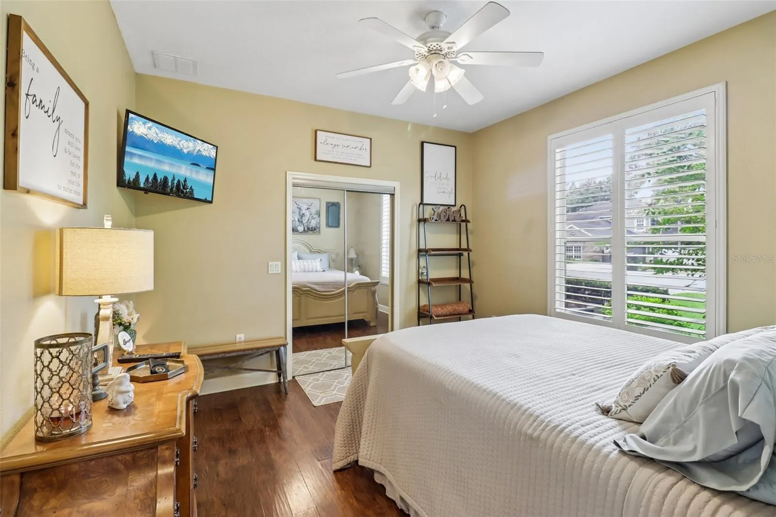 Main floor guest bedroom.