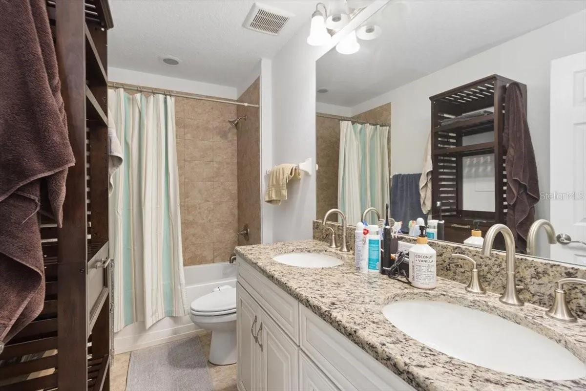 4th bathroom