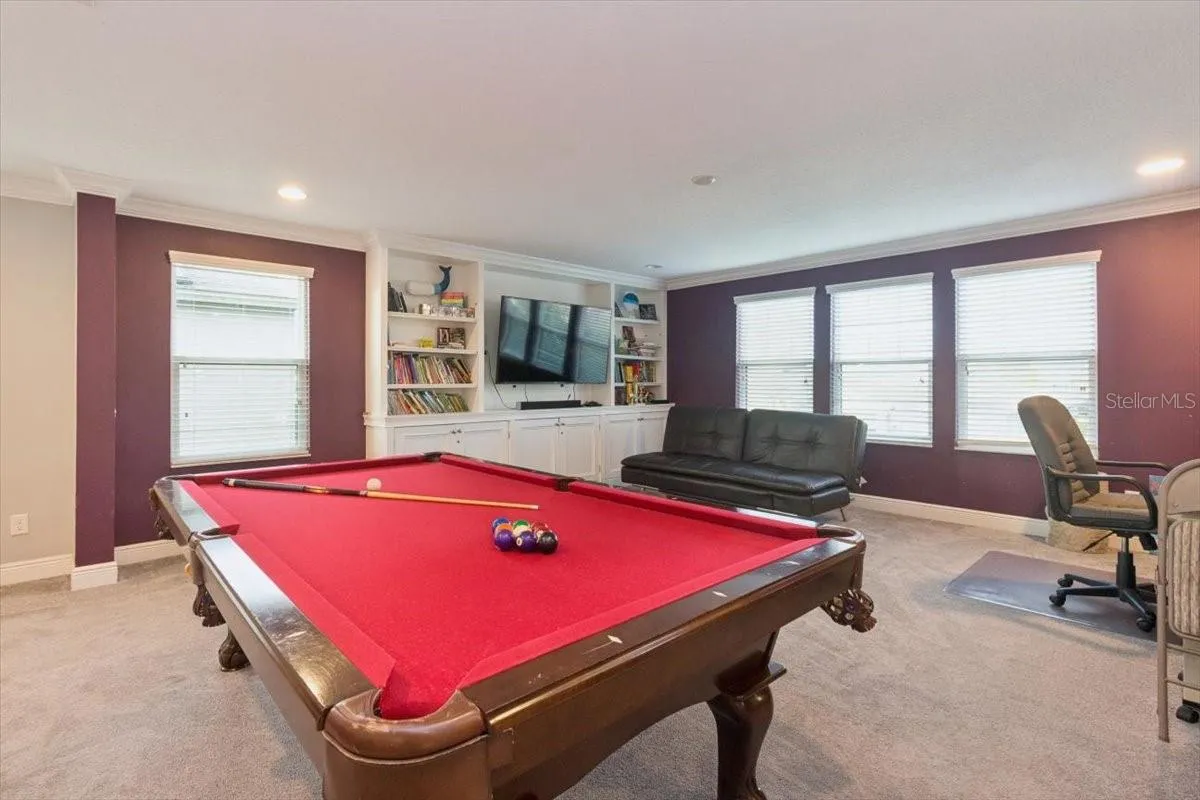 The spacious loft offers endless possibilities, with plenty of room to create a game room, media room, home gym, or a combination of all three.