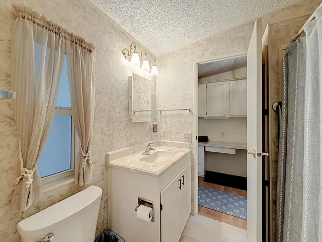 Second bathroom