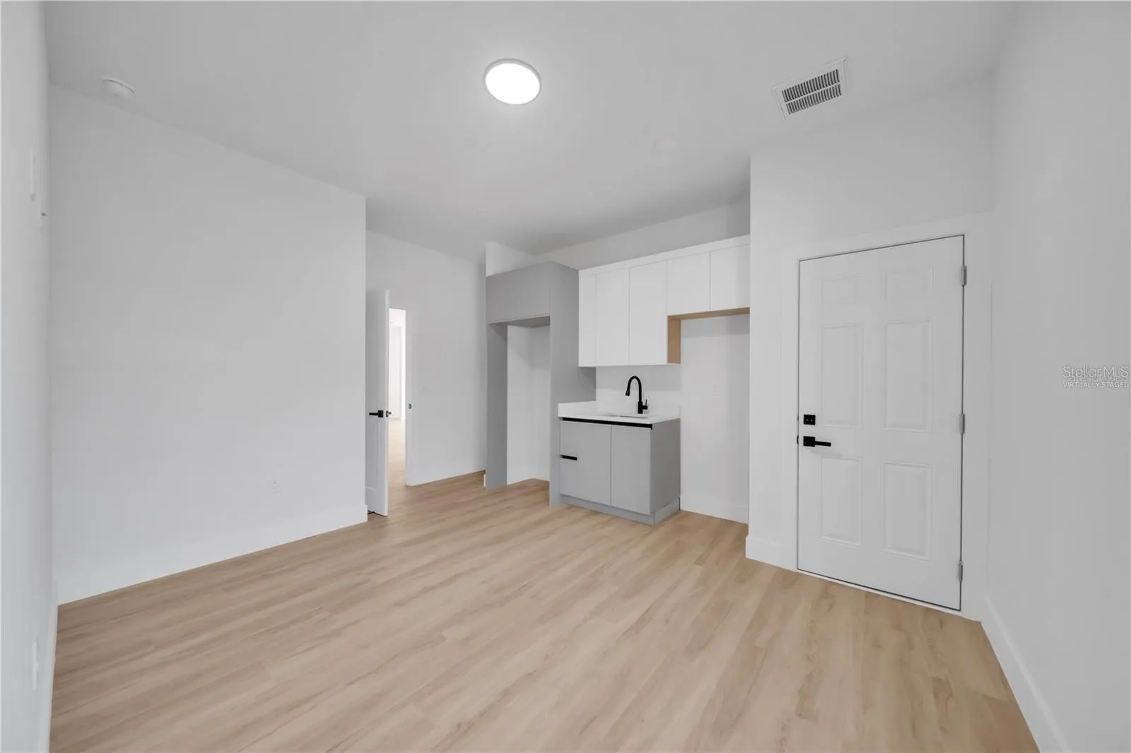 Virtually Staged In-Law Suite Bedroom