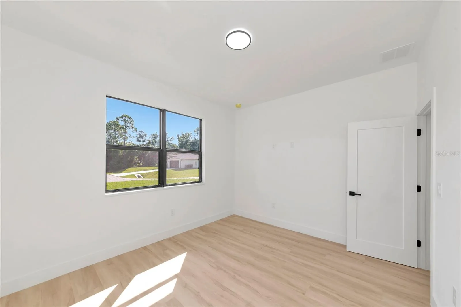 Bedroom #1