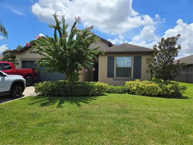 Front of home on quiet cul-de-sac
