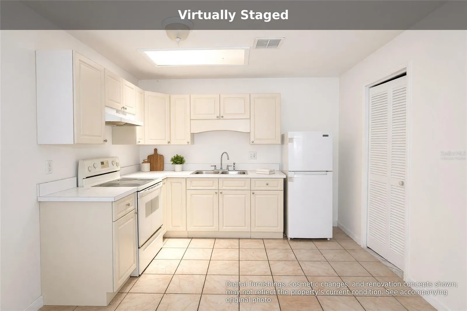 Virtually staged