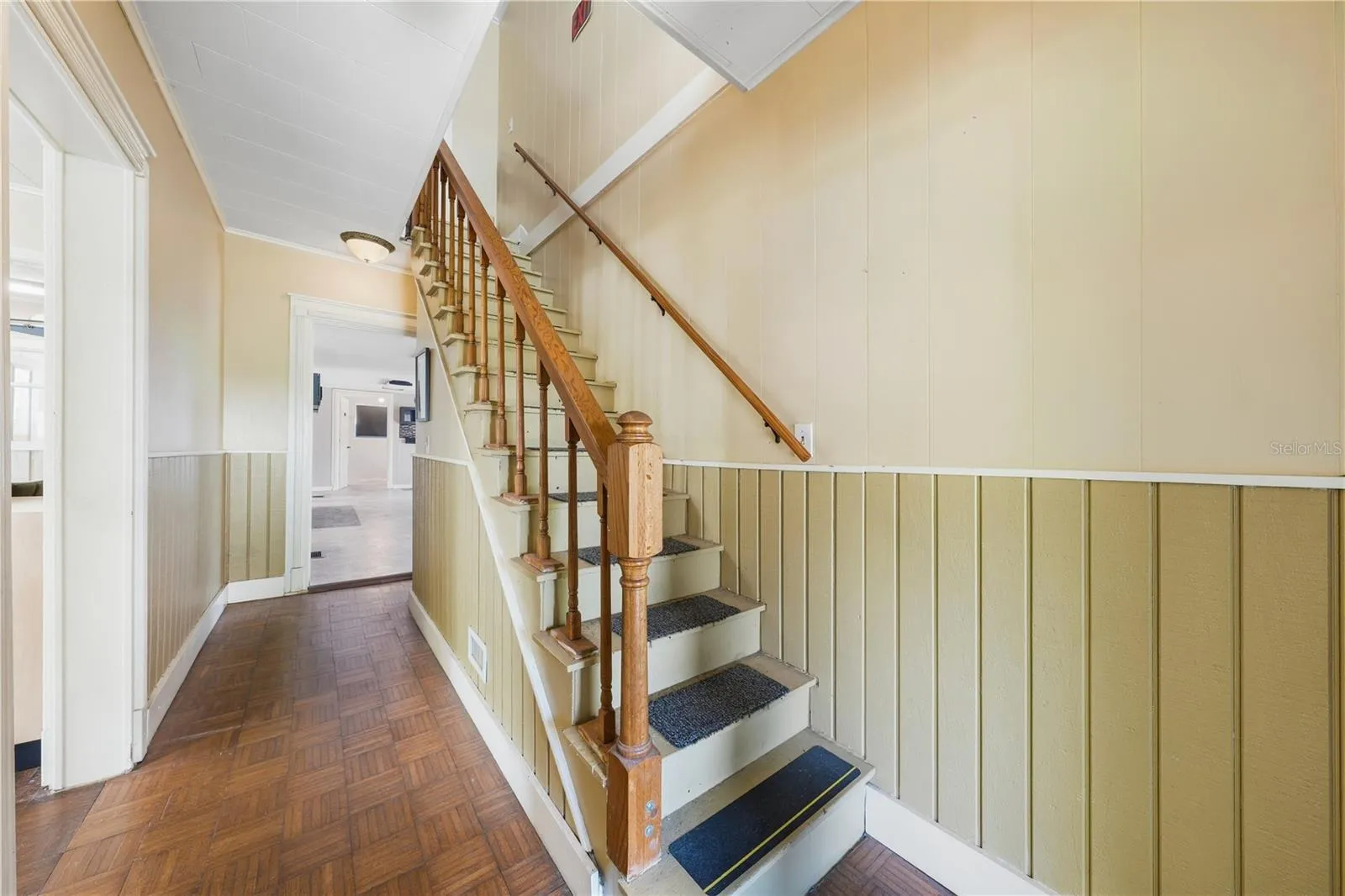 Foyer/entrance