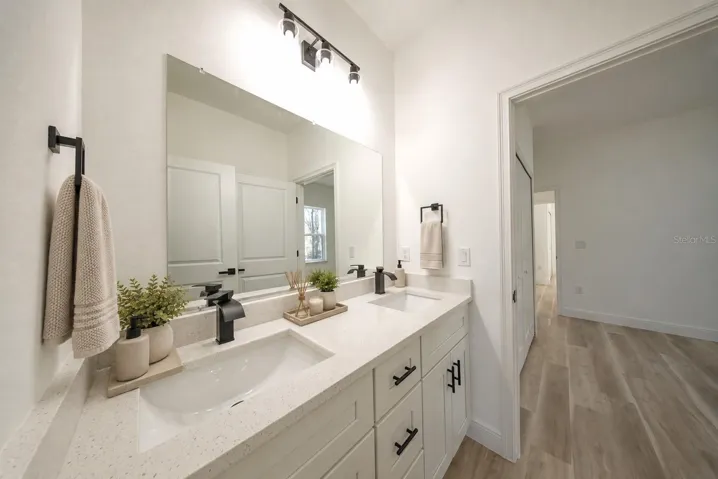jack and jill - virtual staging