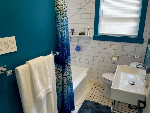 1170