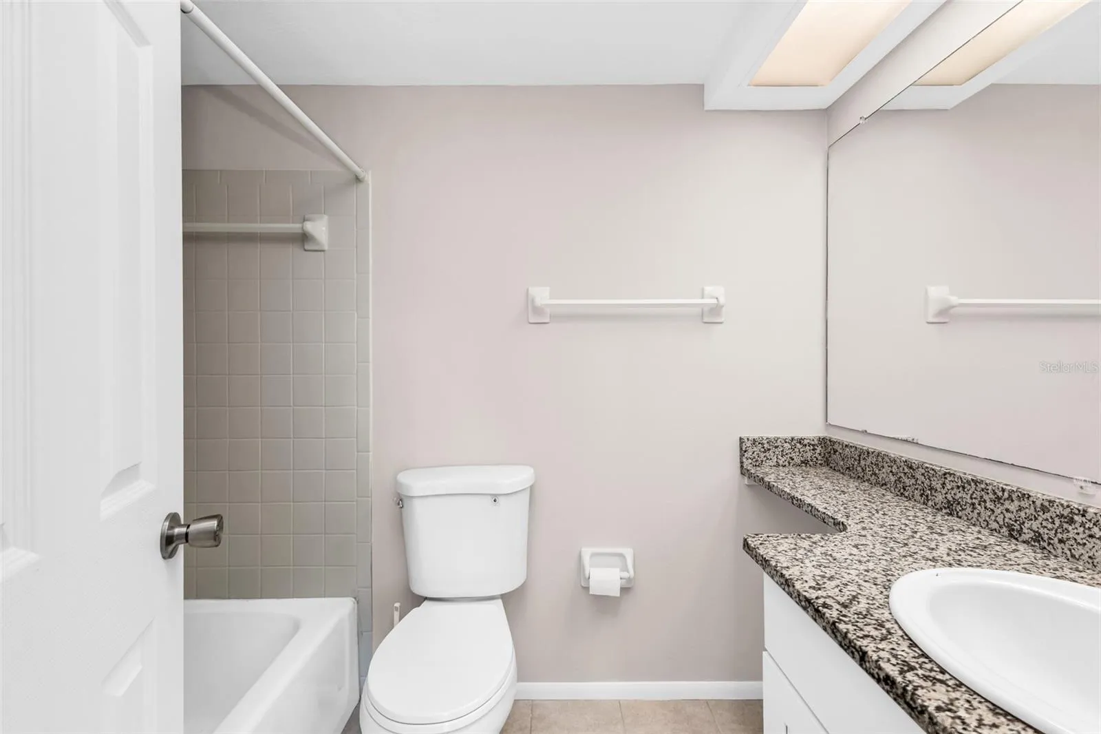 Solid surface counter tops