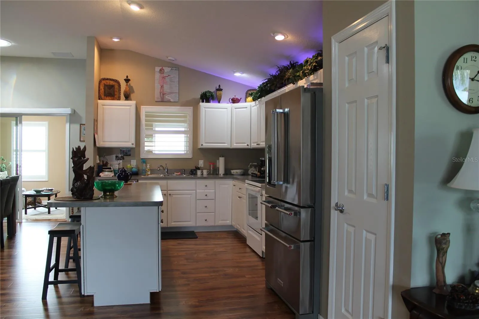 Kitchen with pantry and Island