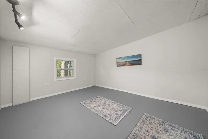 4th room Bonus inside house