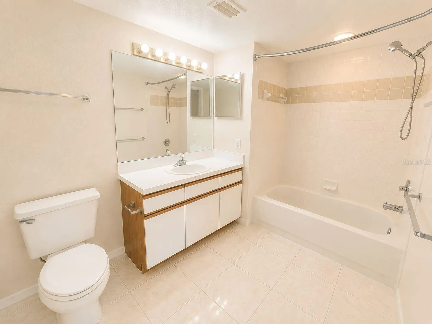 Second Full Bathroom