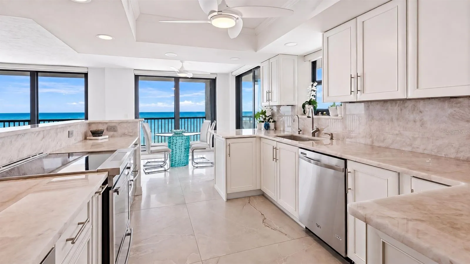 Enough space to prepare a good meal while you take in the spectalcular views. The butler's pantry is steps away with an extra fridge and lots of storage space.