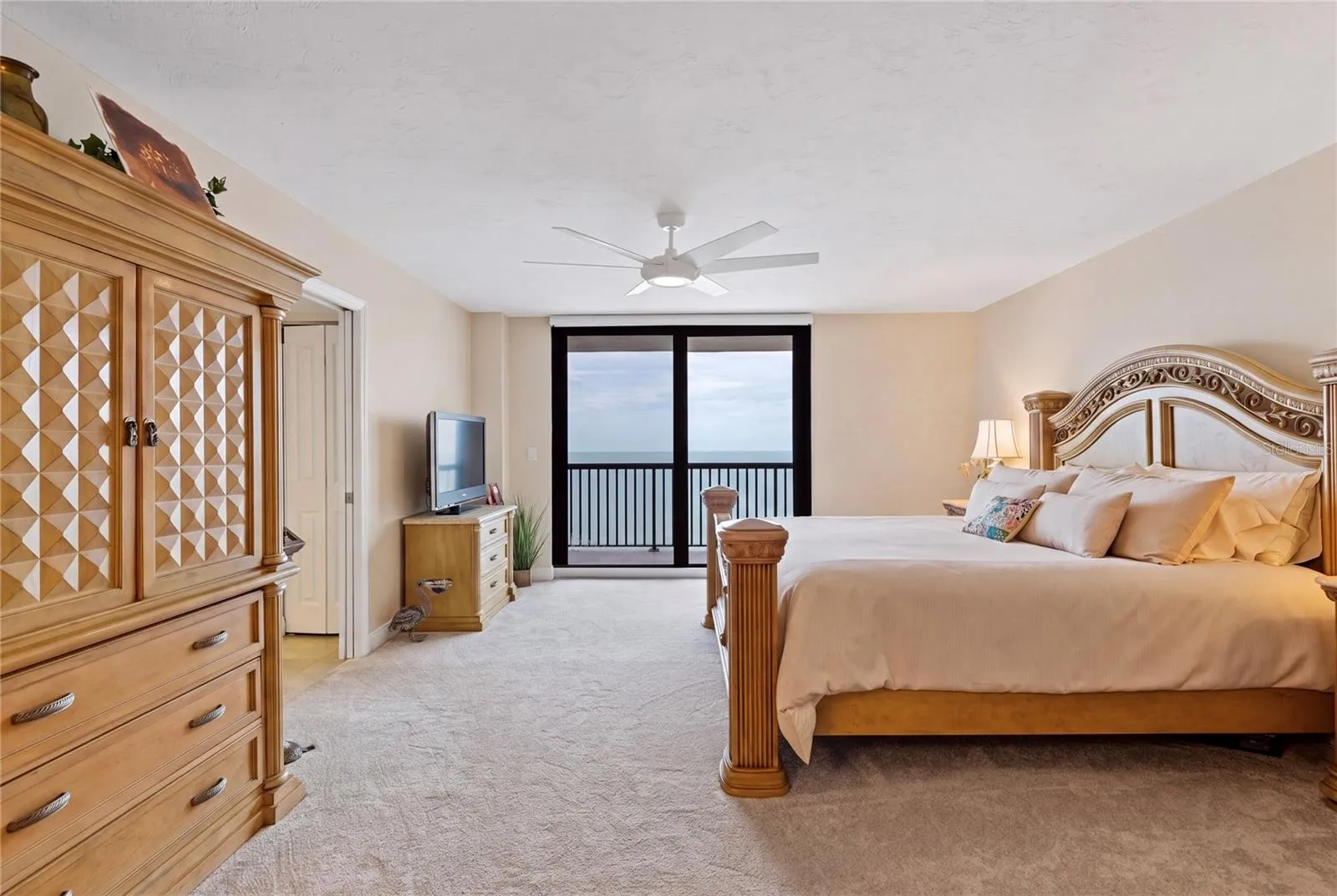 The second master suite is well porportioned and fit for a king!