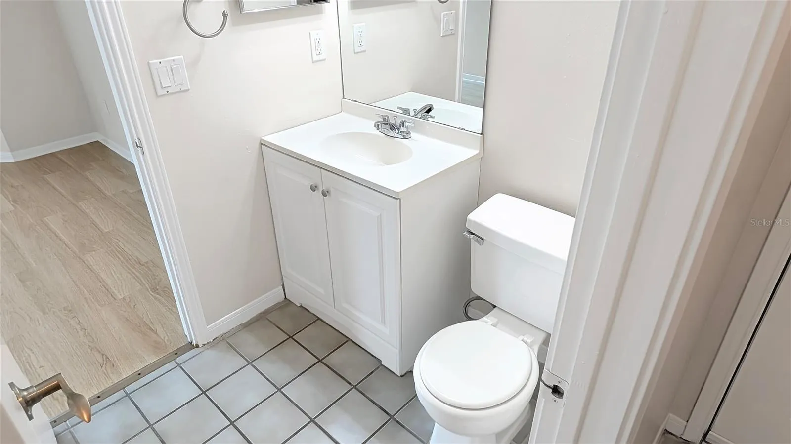 Bathoom!