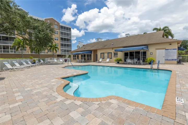 Club House Pool
