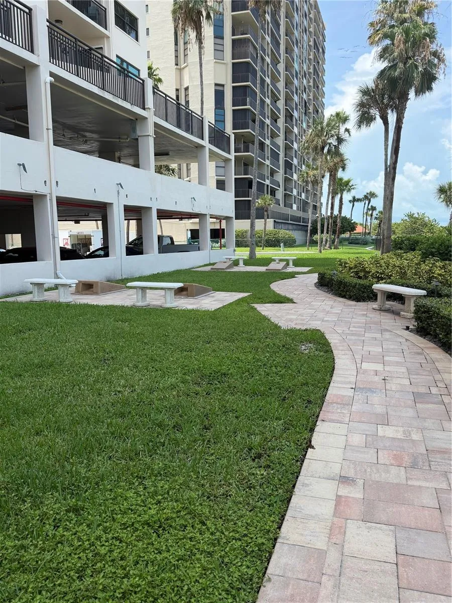 Sitting and playing area