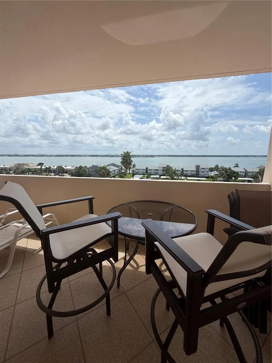 Outside your font door for you to enjoy the intracoastal water views.