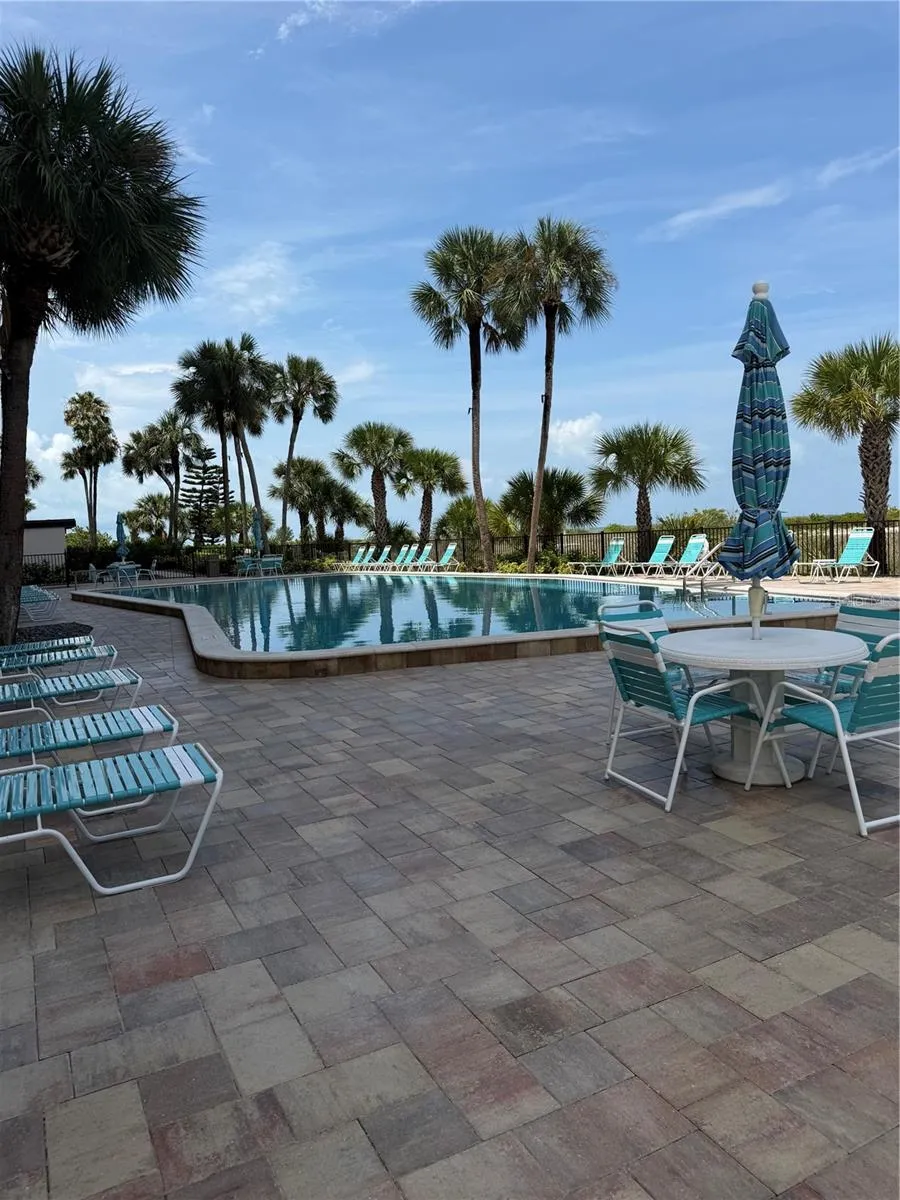 Pool Views