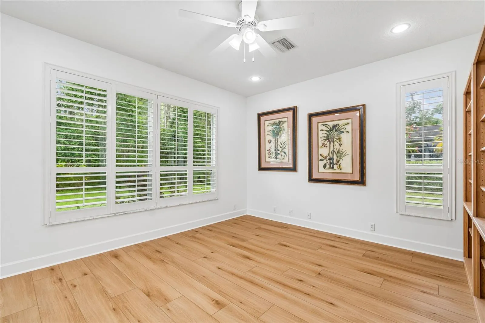 Flex Room/Potential 5th Bedroom