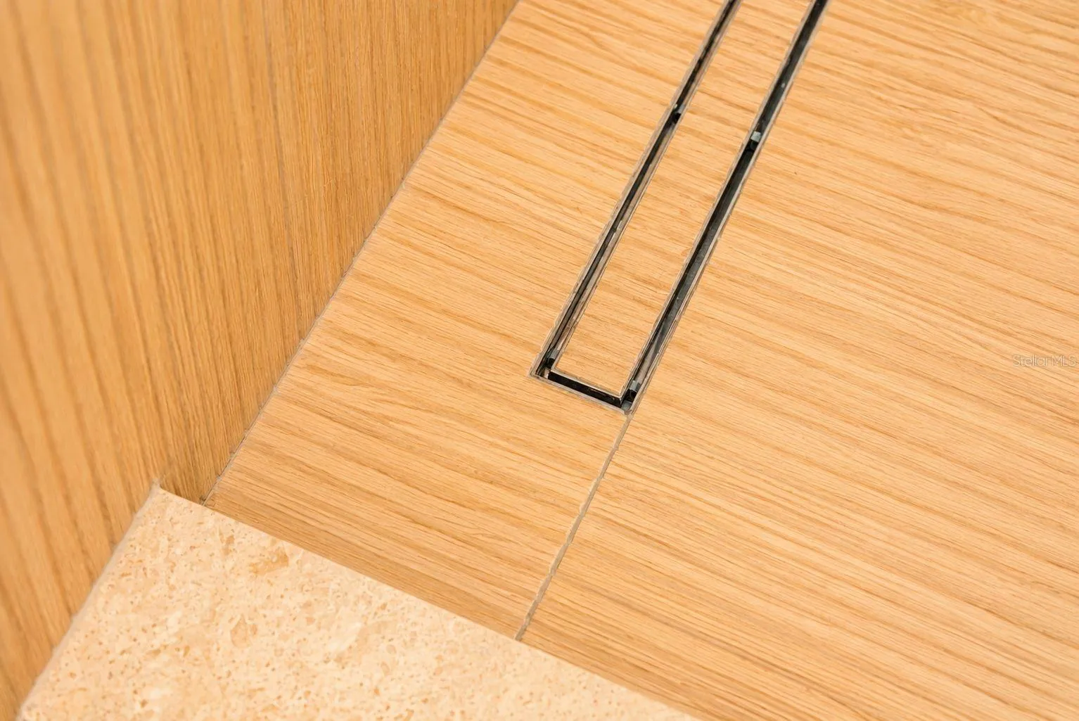 DESIGNER SHOWER DRAIN