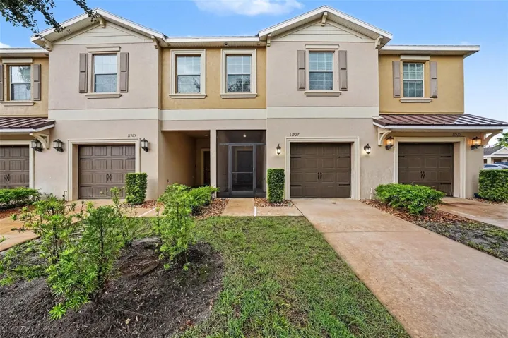 Picture perfect townhome awaits!