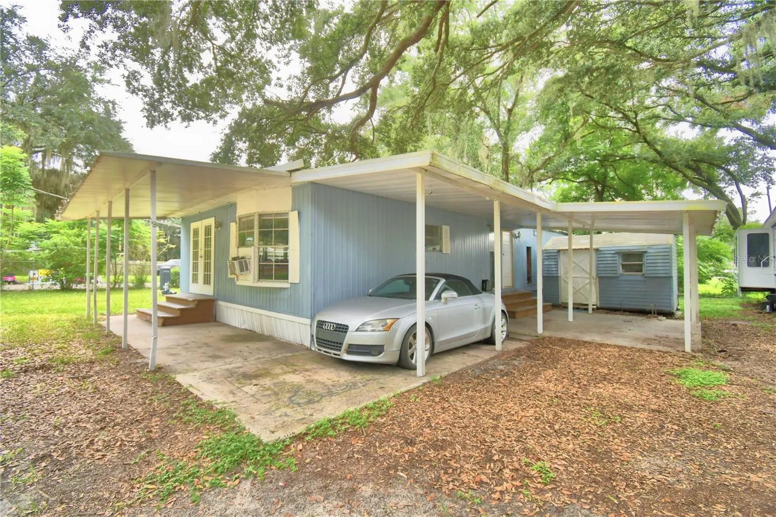 Carport