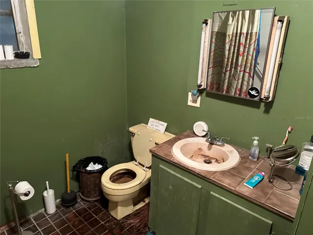 1170