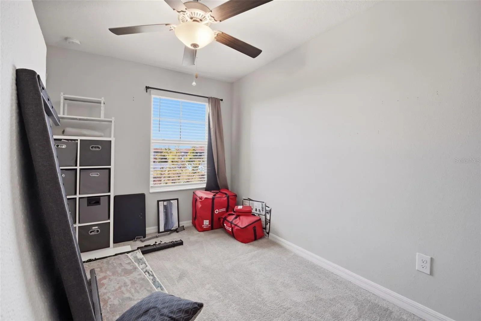 Secondary upstairs bedroom