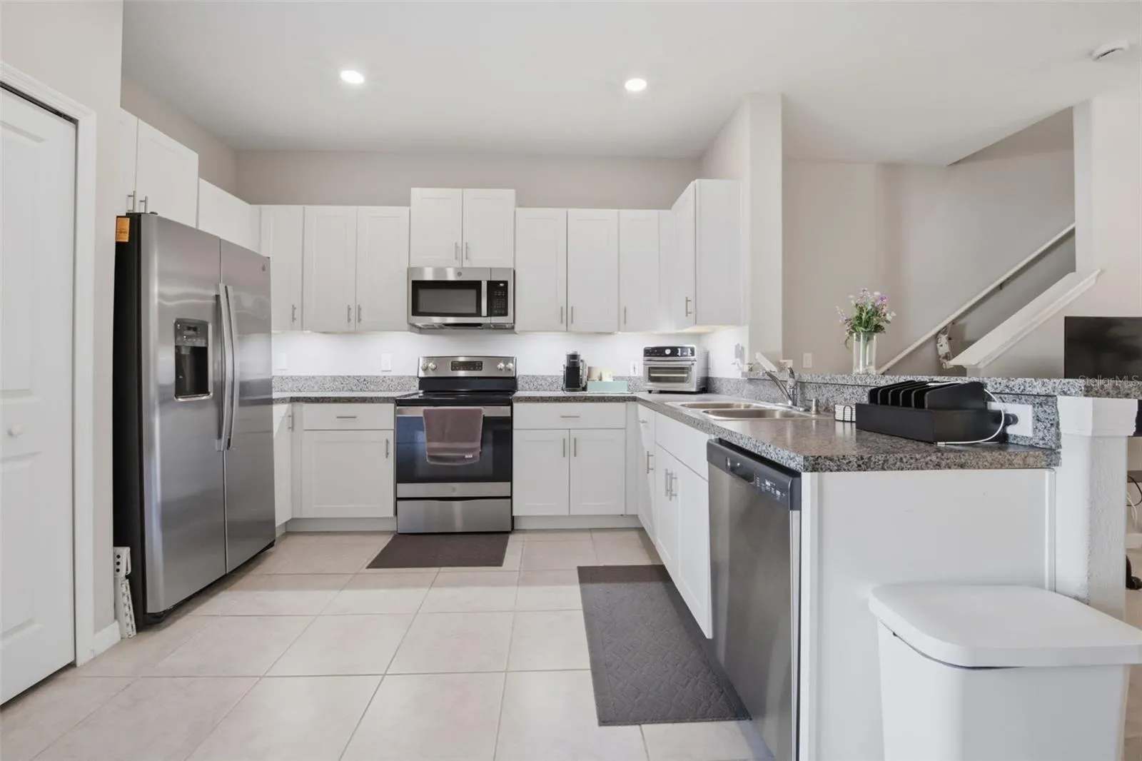 Kitchen is light and bright!