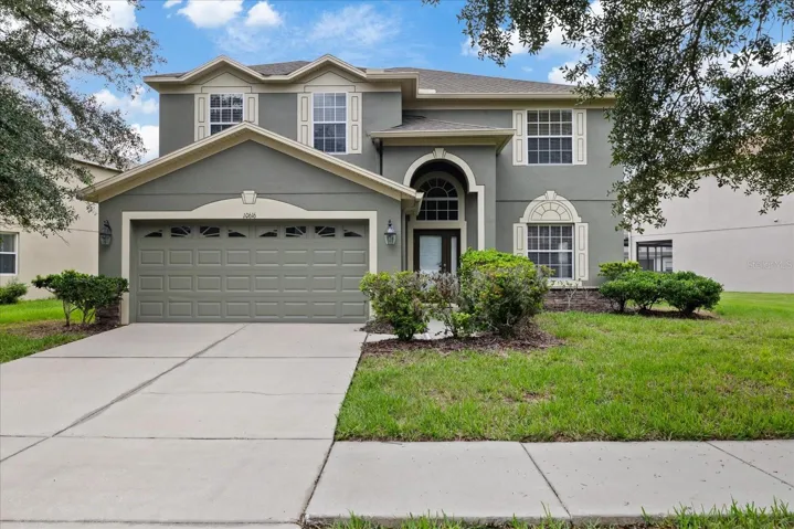 6 Bedroom/ 3 Bathroom