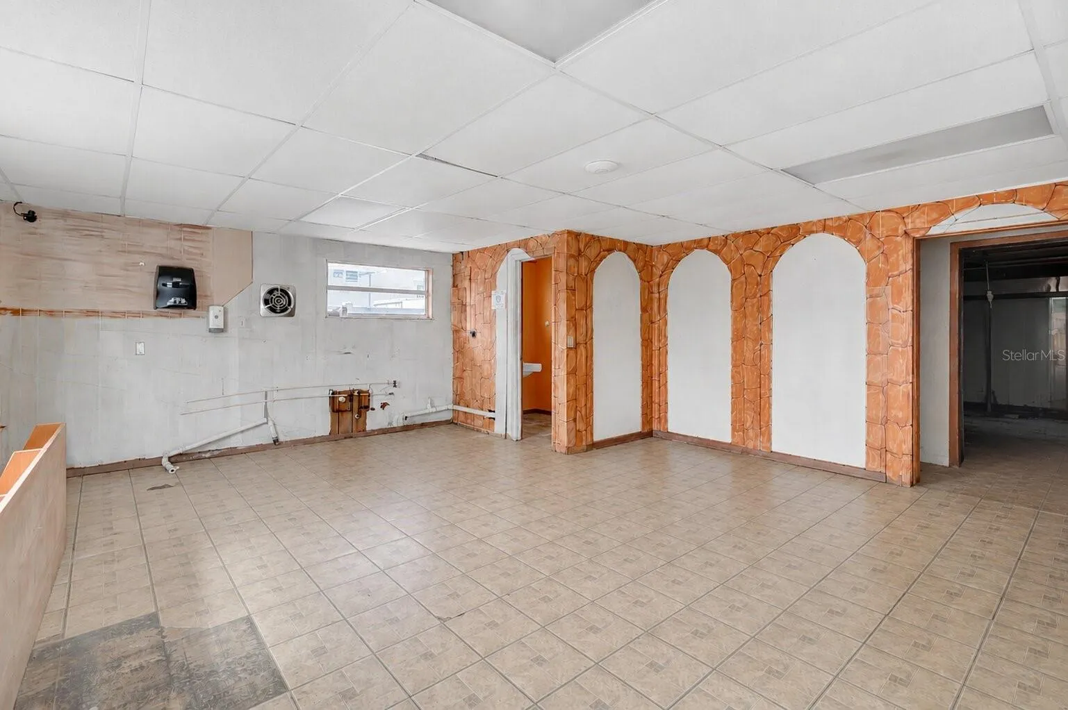 Flexible Interior Space