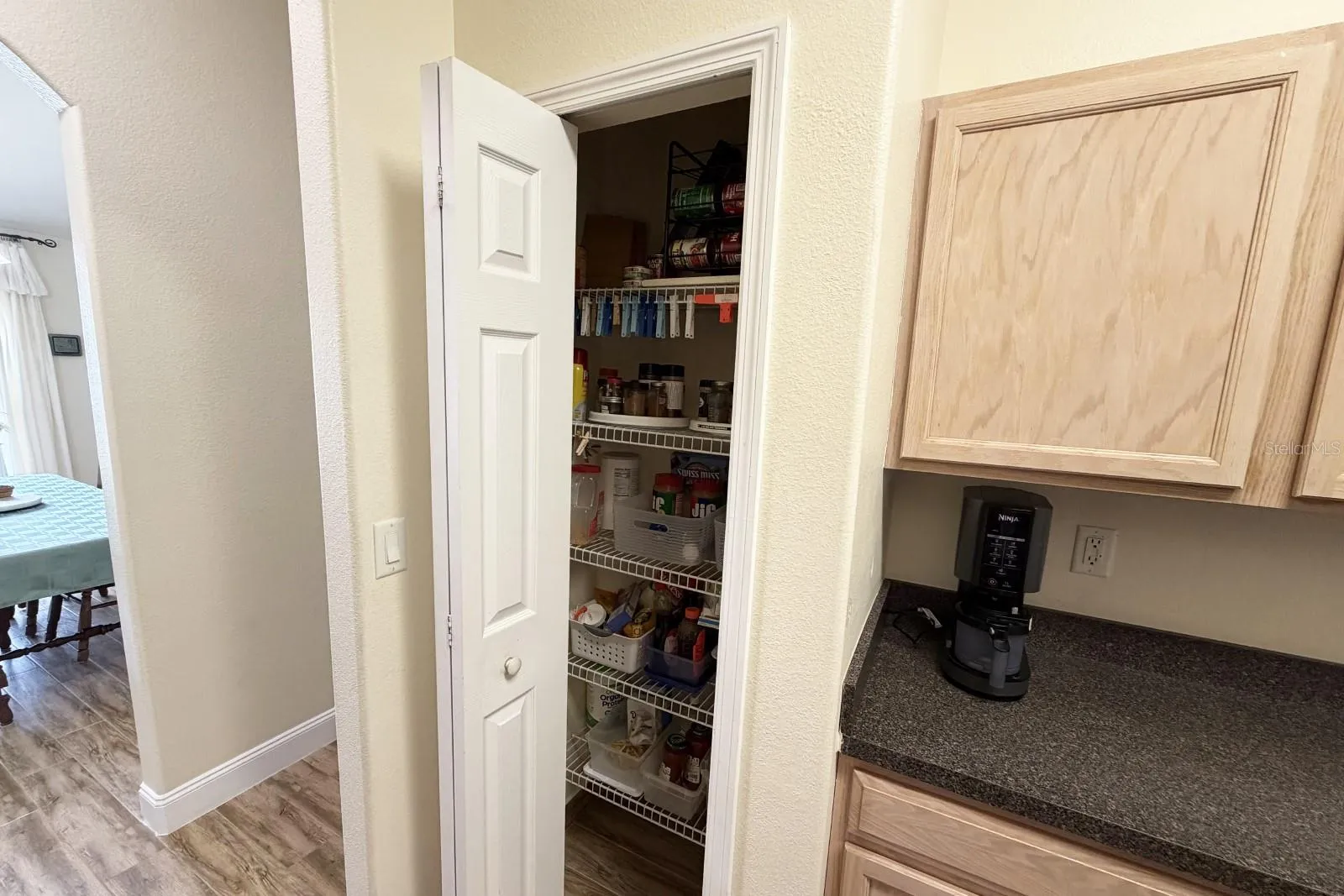 Kitchen pantry
