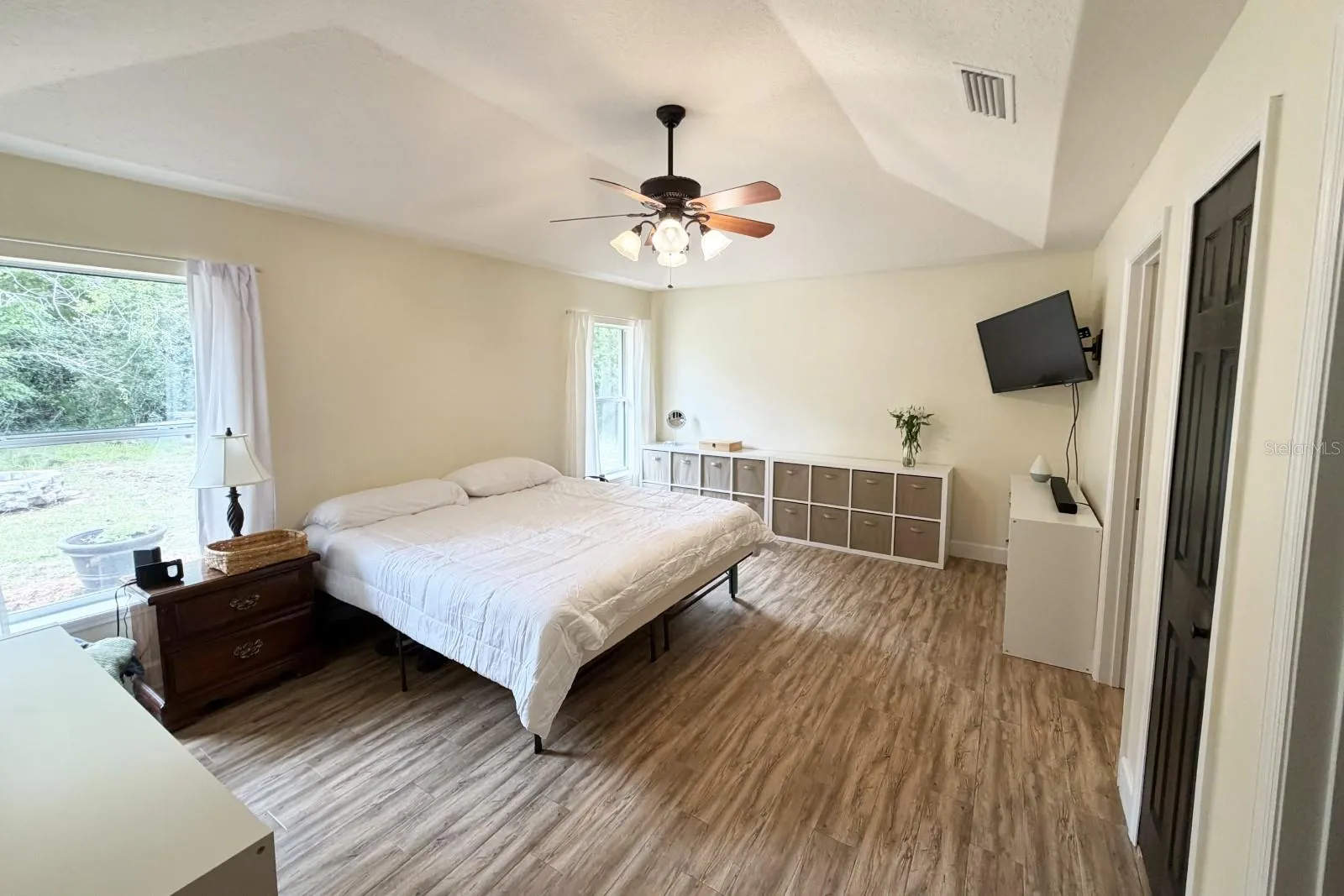Primary bedroom 1