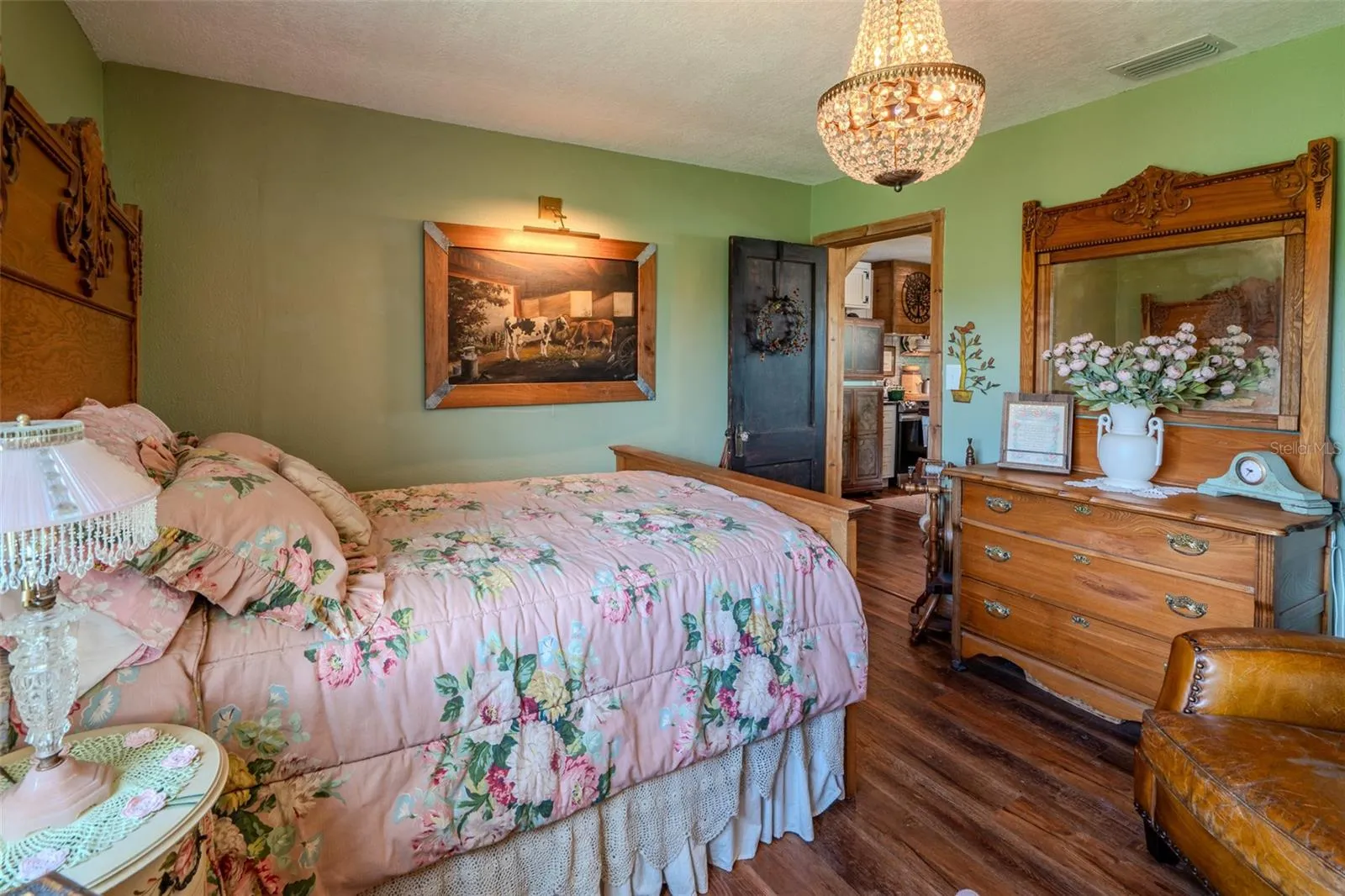 2nd Bedroom