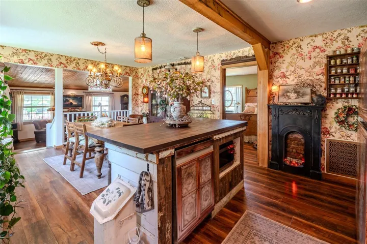 Kitchen Island