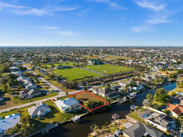 Prime waterfront homesite in SW Cape Coral
