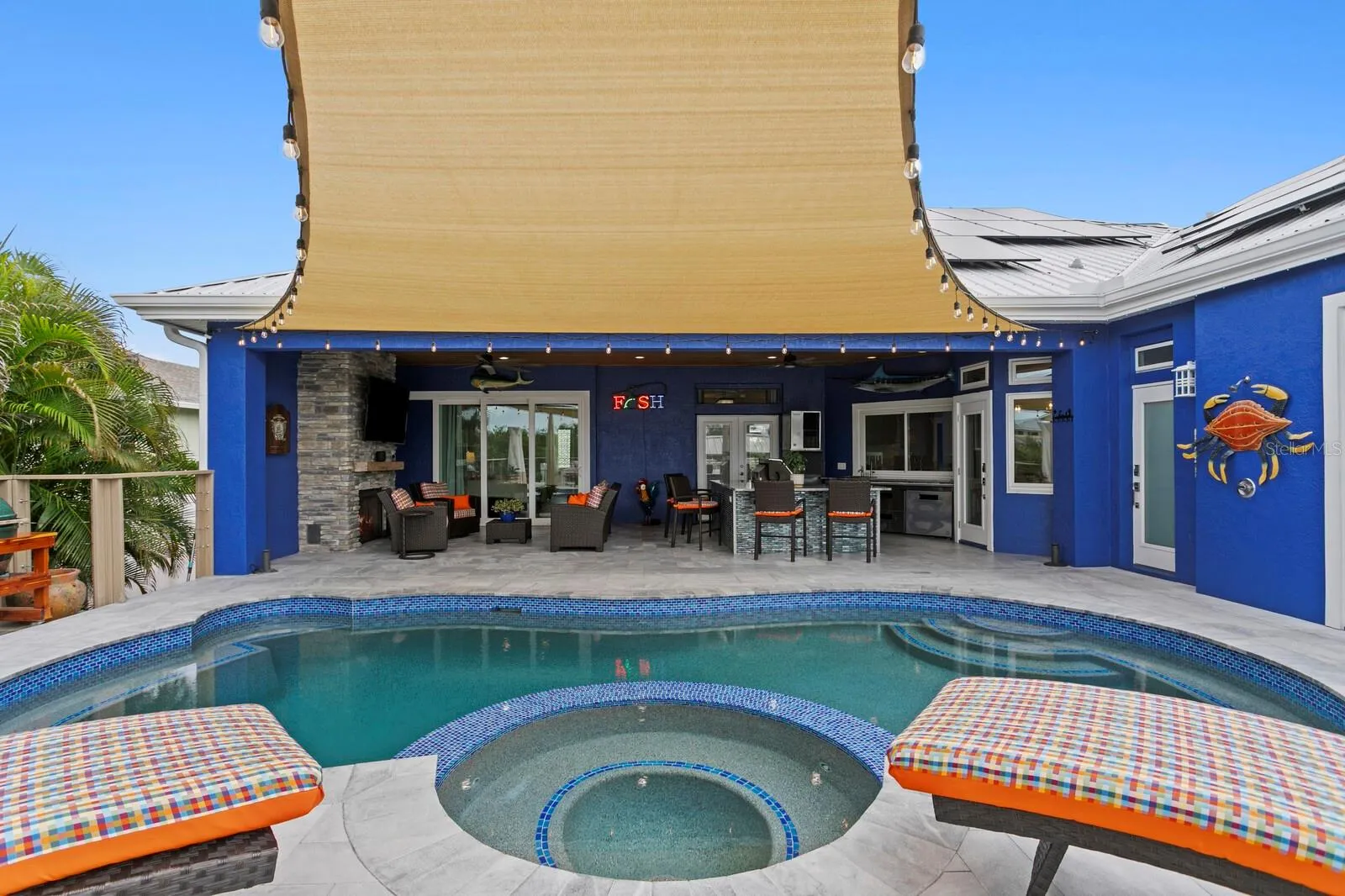 6' wide infinity edge heated spa with cold plunge option