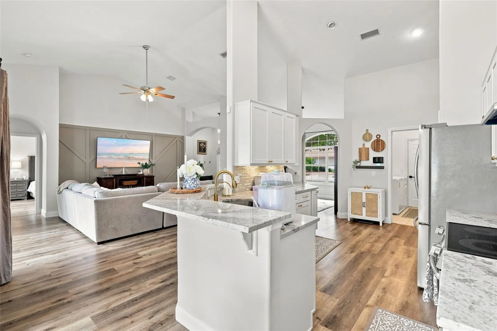 Kitchen and flooring throughout are brand-new in 2026.
