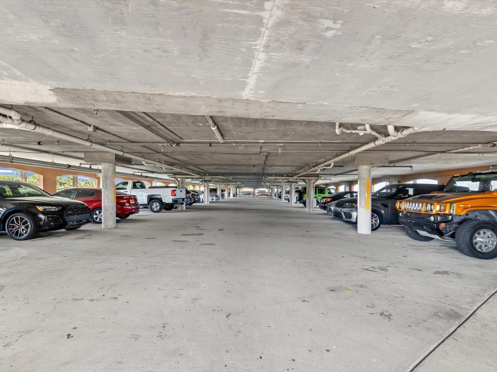 Open Parking in the Parking Garage