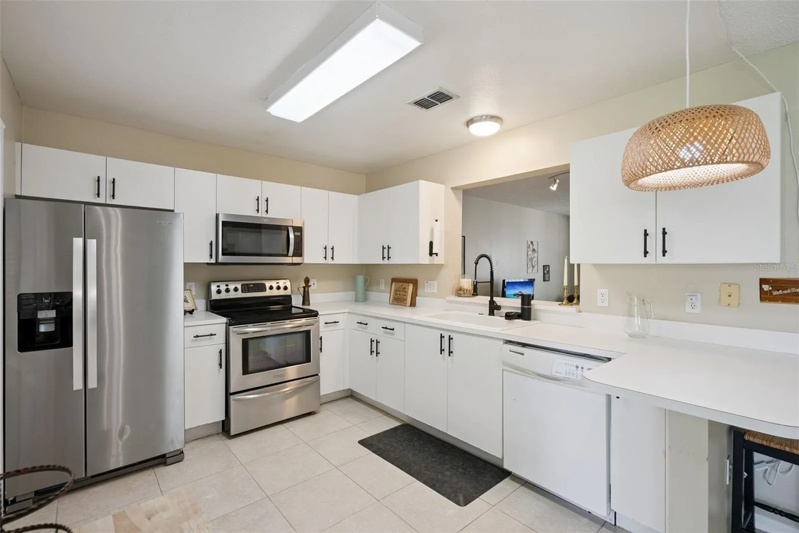 Open kitchen space