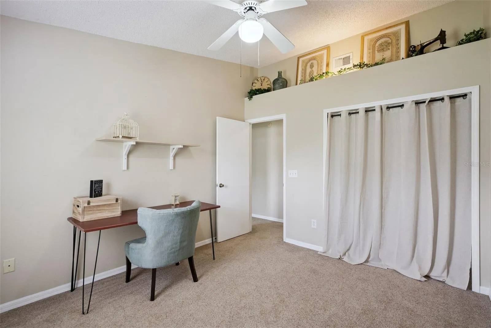2nd bedroom