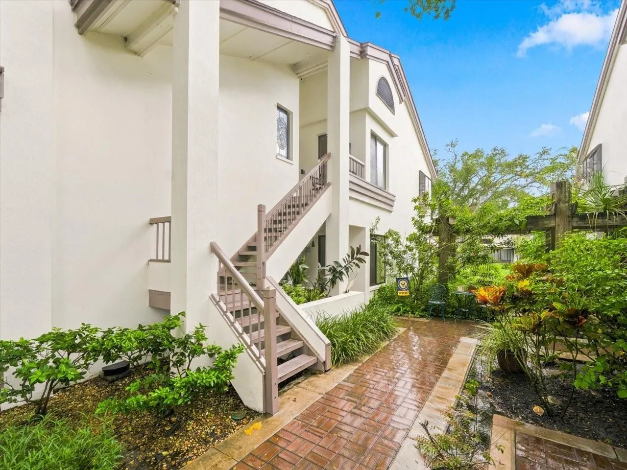 Courtyard & Entry Stairs